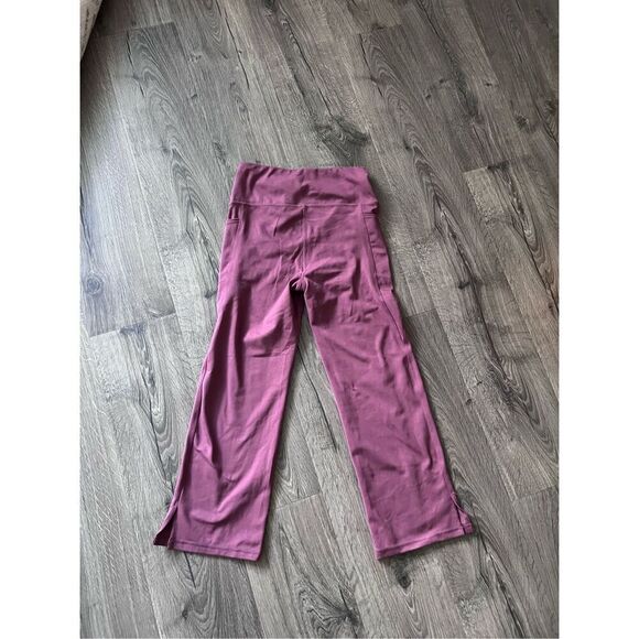 Jockey Ladies' Yoga Capri Cropped Slit Flare Pant  size Small - Picture 6 of 7